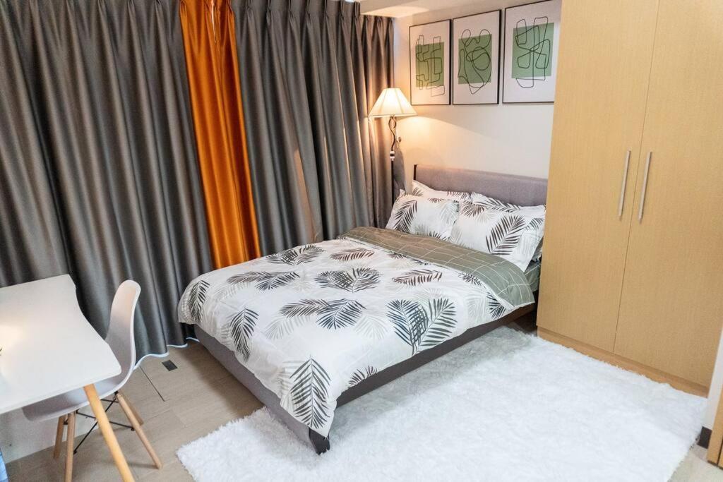A2J Luxury 2Br Bgc Uptown Suite Near Uptown Mall Manila Dış mekan fotoğraf