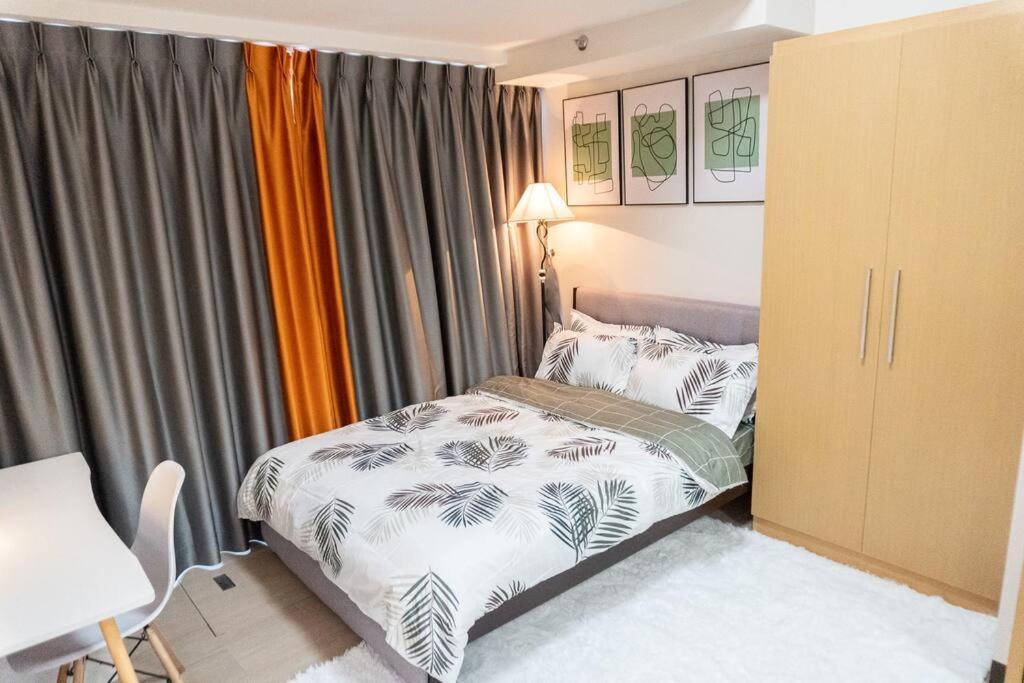 A2J Luxury 2Br Bgc Uptown Suite Near Uptown Mall Manila Dış mekan fotoğraf