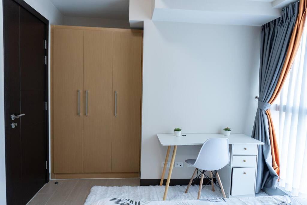 A2J Luxury 2Br Bgc Uptown Suite Near Uptown Mall Manila Dış mekan fotoğraf